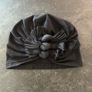 Black Knotted Turban Hat